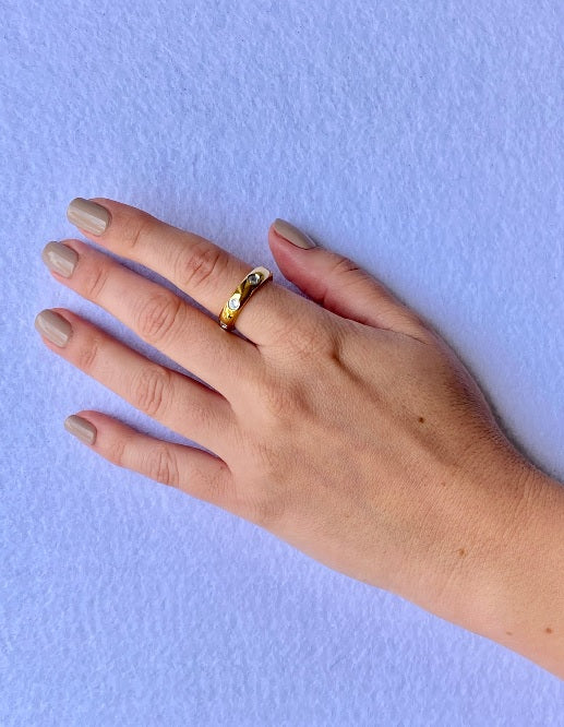 Anillo Gold y Cristal Rosado