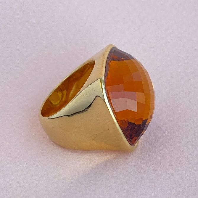 Anillo Grueso Gold y Cristal Coñac